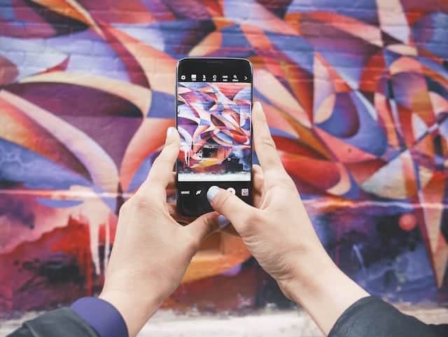 Using Social Media to Grow Your Art Community